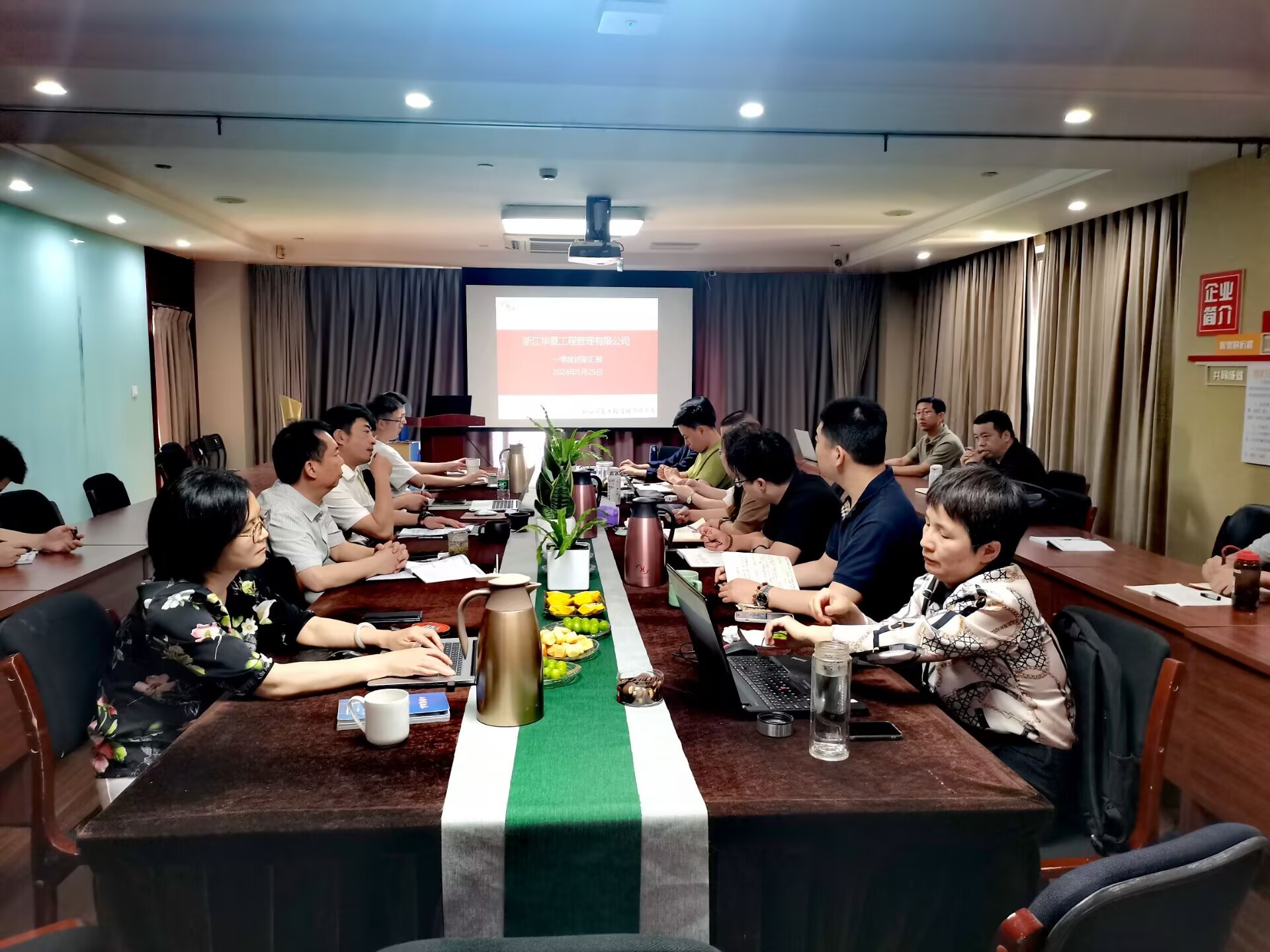 1716858670318522.jpg 5927D4E48D0FA591A8D2799F6101CE08.jpg